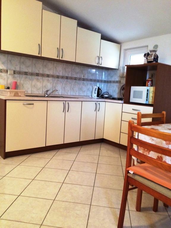 Apartment House Aria Baška Voda Szoba fotó